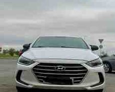Hyundai Elantra, 2018 il