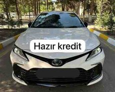 Toyota Camry, 2023 il