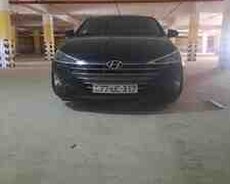 Hyundai Elantra, 2020 il