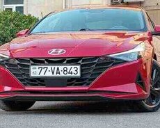 Hyundai Elantra, 2021 il