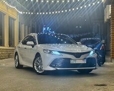 Toyota Camry, 2021 il