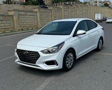 Hyundai Accent, 2021 il