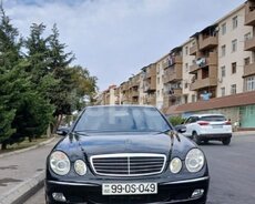 Mercedes E320, 2003 il