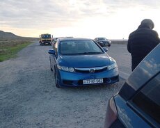 Honda Civic, 2010 il