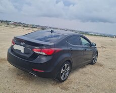 Hyundai Elantra, 2015 il