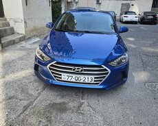 Hyundai Elantra, 2017 il