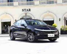 Hongqi E-QM5, 2025 il