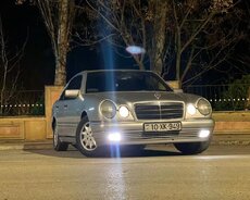Mercedes E200, 1996 il