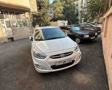 Hyundai Accent, 2015 il