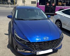 Hyundai Elantra, 2024 il