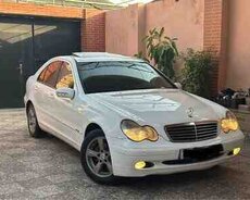 Mercedes C 200, 2002 il