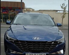 Hyundai Elantra, 2024 il