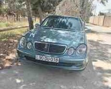 Mercedes E 240, 2002 il