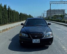 Hyundai Elantra, 2004 il