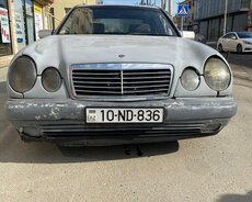 Mercedes E 220, 1996 il