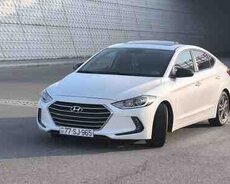 Hyundai Elantra, 2018 il