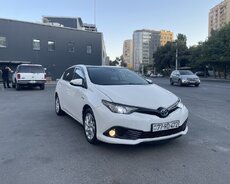 Toyota Auris, 2017 il