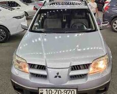 Mitsubishi Outlander, 2005 il