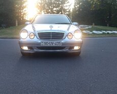 Mercedes E claas, 1999 il