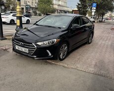 Hyundai Elantra, 2018 il