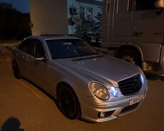 Mercedes E 320, 2003 il