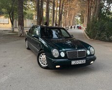 Mercedes E240, 1998 il