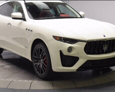 Maserati Levante S, 2021 il