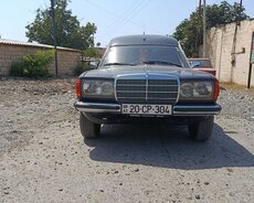 Mercedes W123, 1983 il