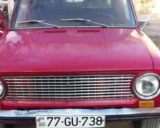 LADA (VAZ) 21011, 1985 il