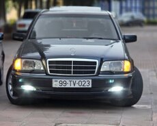 Mercedes W202, 1998 il