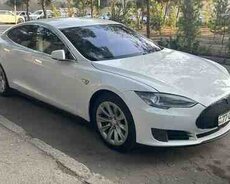 Tesla Model S, 2016 il