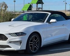 Ford Mustang cabriolet, 2020 il
