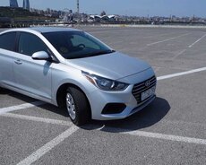 Hyundai Accent, 2021 il