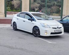 Toyota Prius, 2013 il