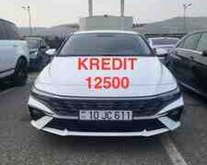 Hyundai Elantra, 2024 il