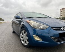 Hyundai Elantra, 2013 il