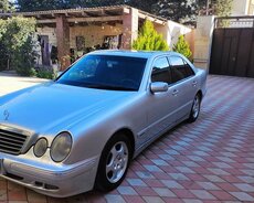 Mercedes E class, 2001 il