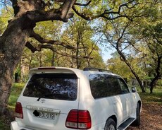 Toyota Landgruzer, 2002 il