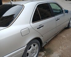 Mercedes C 180, 1995 il