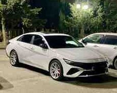 Hyundai Elantra, 2024 il