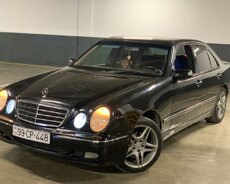 Mercedes E220, 1999 il