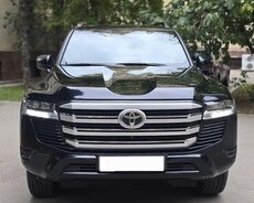 Toyota Land Cruiser 300, 2022 il