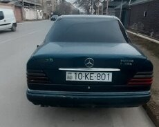 Mercedes W124, 1992 il