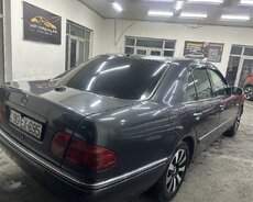 Mercedes E230, 1997 il