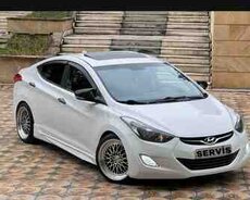 Hyundai Elantra, 2011 il