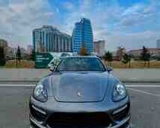 Porsche Cayenne GTS, 2014 il