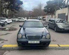 Mercedes E 220, 2000 il