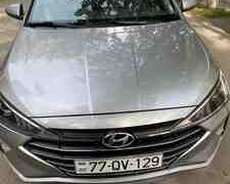 Hyundai Elantra, 2019 il