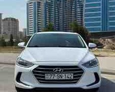 Hyundai Elantra, 2016 il
