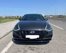 Hyundai Sonata, 2021 il